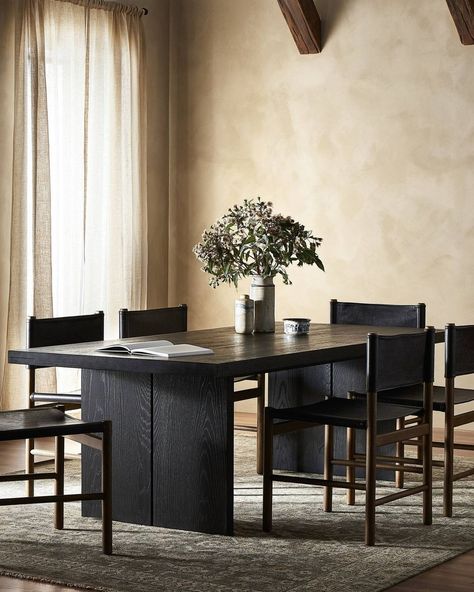 Ethan Allen Dining, Black Dining Table, Traditional Dining Tables, Art Deco Dining, Dining Table Sale, French Country Dining, Black Dining, Teak Dining Table, Outdoor Table Settings