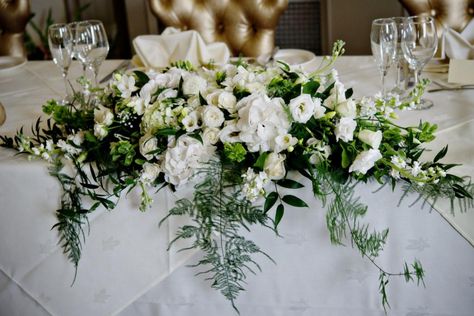 Lisianthus Wedding Table Decoration, Asparagus Fern Flower Arrangement, Fern Sweetheart Table, Fern Wedding Table Runner, Sweetheart Table Florals White And Green, Asparagus Fern, Table Centers, White Hydrangea, Ranunculus