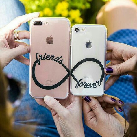 Best Friends 😘❤️ Bff Phone Cases Iphone, Bff Cases, Friend Vibes, Bff Phone Cases, Telephone Cases, Friend Drawings, Friend Ideas, Friends Phone Case, Bff Jewelry