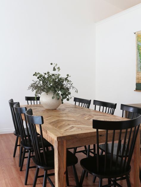 Minimal Wood Dining Table, Dining Room Decor Black Chairs, Black Dining Chairs With Wood Table, Black Windsor Dining Chairs, Wood Dining Table With Black Chairs, Wood And Black Dining Table, Black Chairs Wood Table, Wood Table With Black Chairs, Dining Room With Black Chairs