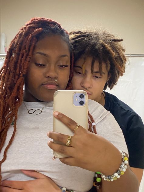 Couples With Locs, Black Couple With Locs, Size Difference Couple, No Face No Case Relationship Pictures Dreads, Black Locd Couples, Blck Couple Aesthetic, Girlfriend And Boyfriend Goals, 1. Mai, Swirl Couples