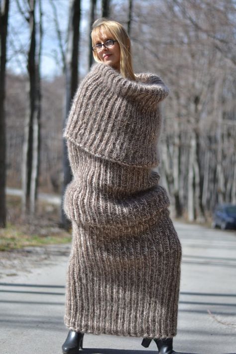 You Too Can Wear This Armless Giant Sock Dress for Just $280 Winter Fashion Outfits Dressy, Body Tube, Winter Mode Outfits, Mohair Scarf, Tube Scarf, Scarf Dress, Knitwear Fashion, Mohair Sweater, Casual Winter Outfits