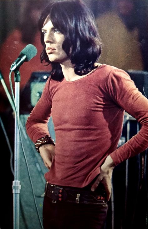 Kanye West Outfits, Jean Shrimpton, Moves Like Jagger, Cherry Hair, Music Pics, Most Beautiful People, Mick Jagger, 60s Fashion, Long Hair Styles Men