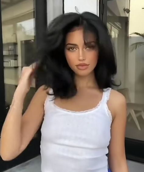 Cindy Kimberly Wispy Bangs, Y2k Hairstyles, Cindy Kimberly, Dyed Hair, Bangs, Hair Makeup, Hairstyles, Dye, Hair Styles