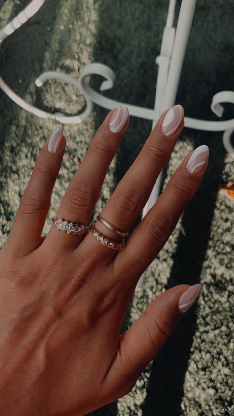 White In White Nails, Cute Short Nails For Nurses, Cute Nails For College, Nails For Senior Pics, Plain Hoco Nails, Senior Picture Nail Ideas, Wedding Day Nails For Bride Simple, Senior Photo Nails, Senior Pic Nails