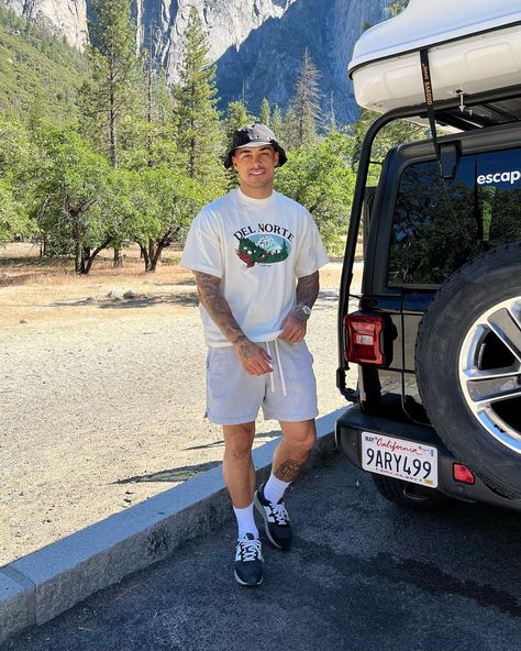 Ismail Stewart on Instagram: “Cali style ✌🏽loving this trip more and more each day is crazy! Lost time and what day it is 😂 #california #californication…” Road Trip Across America, Asos Men, Cali Style, Yosemite Falls, Summer Streetwear, Yosemite Valley, Lost Time, California Coast, More And More