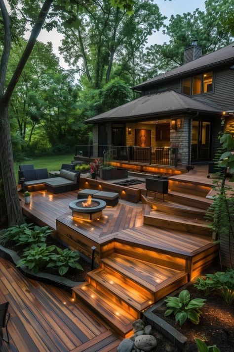 Wooden Terrace Ideas, Open Deck Ideas, Large Deck Ideas, Bedroom Deck Ideas, Wooden Villa, Tiered Deck, Patio Deck Designs, Wooden Deck, Deck Designs Backyard