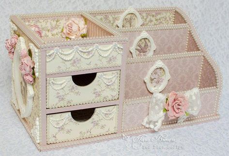 Pink Organizer » Pion Design's Blog Gift Ideas Packaging, Gift Wrapper Design, Wrapping Gifts Ideas, Pink Organizer, Gift Wrapping Birthday, Wrapper Design, Natural Gift Wrapping, Paper Crafting Ideas, Doilies Crafts