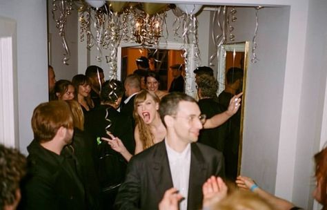 Bookmarks / X Grammys After Party, Grammys Party, Taylor Swift Grammys, Taylor Swift Red Carpet, Party Pic, Grammy Party, Truth And Dare, Album Of The Year, Taylor Swift Videos