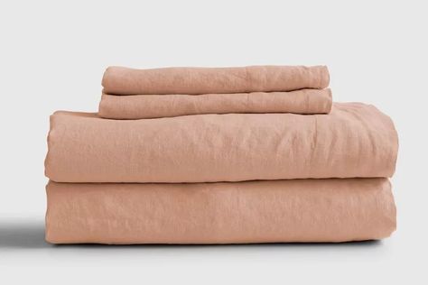 Deal Alert: Shop Quince's First-Ever Flash Sale for the Next 24 Hours Mauve Bed, Linen Sheet Sets, King Sheets, Wool Dryer Balls, Desert Sunset, Linen Sheets, Garden Bedding, King Sheet Sets, European Linens