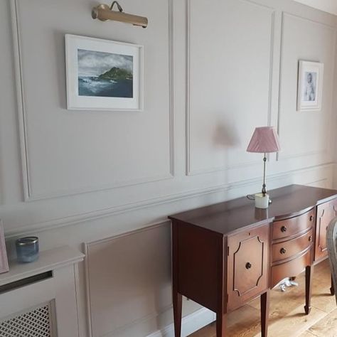 55 Likes, 5 Comments - Fleetwood Paints (@fleetwood_paints) on Instagram: “One of the most beautiful neutrals for north facing rooms  is @pantone Moonbeam @stylemama_dublin…” North Facing Rooms, Fleetwood Paint, Neutral Paint Color, Minimal Lighting, Kitchen Paint Colors, Paint Colour, Paint Colours, Dream Lifestyle, Soft Summer