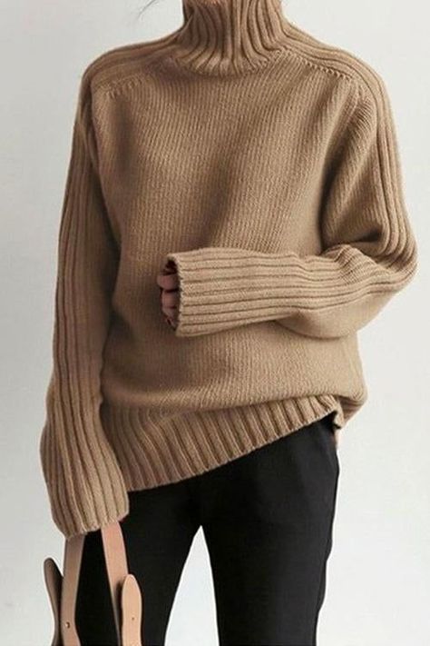 Big Turtleneck Sweater Outfit, Womans Sweaters, Timeless Sweater, Women Sweaters Winter, Oversized Turtleneck, Warm Sweater, Chic Sweaters, Warm Sweaters, Knit Pullover