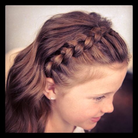 German Braids Hairstyles, Lace Braid Tutorial, Braid Tutorial Step By Step, Braid Headband Tutorial, Communion Hair, Headband Braid, Braided Headband Hairstyle, Lace Braids, Cool Hairstyles For Girls