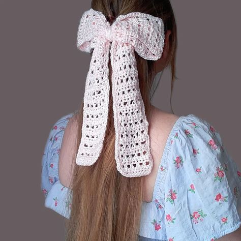 Vintage Hair Bows, Easy Hair Bows, Crochet Bow Pattern, Crochet Hair Bows, Crochet Hairband, Crochet Bow, Crochet Bows, Crochet Hair Accessories, Aesthetic Crochet