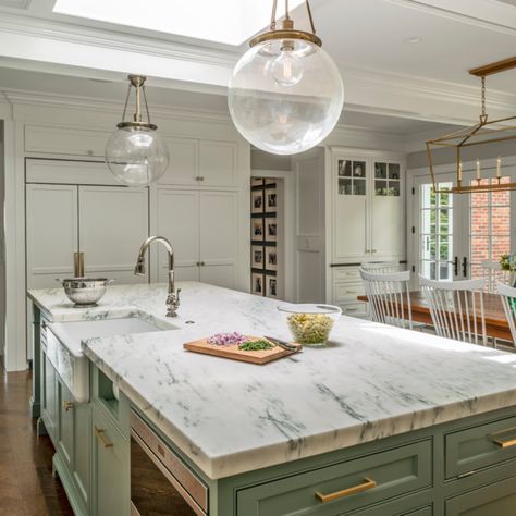 Danby marble countertop is the star of this kitchen! 😊 We recently installed  Danby  marble countertops in a beautiful home in Little Falls,NJ. Check out our project:  😍 and let us know what you think!   📷 Richard Mandelkorn    #ekkbhome #dailydecordose #ihavethisthingwithcolour #houseenvy #myhomeforHP #topstylefiles #furnituredecor #minimalistfurniture #minimalistdecor #eclectichome #myeclectichome #interioraccount #mystylishspace  #nycdesigners #worldofinteriors Ideas For Kitchen Countertops, Granite Kitchen Counter, Danby Marble, Types Of Kitchen Countertops, Farmhouse Kitchen Countertops, Granite Kitchen Countertops, Types Of Granite, Kitchen Countertop Options, Kitchen And Bath Showroom