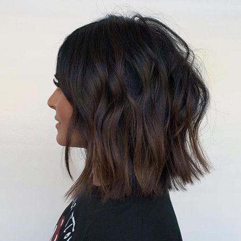 Summer Haircuts, Bob Hairstyles For Fine Hair, 4c Hair, Brown Highlights, Hair Color And Cut, Dark Brown Hair, Hair Envy, Medium Length Hair Cuts, Brunette Hair