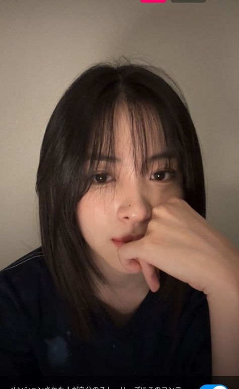 Shin Ryujin, Hairstyles For Layered Hair, Girl Short Hair, Old Money Aesthetic, Pretty Selfies, Korean Beauty, Aesthetic Photo, Boyfriend Pictures, Hair Inspo