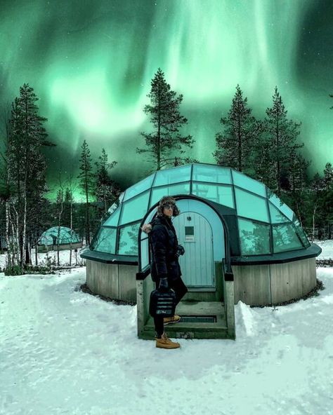 Kakslauttanen Arctic Resort, Vacation Wishes, Instagram Plan, Finland Travel, French Home, Fun Places To Go, The Northern Lights, Log Cabins, Life Is An Adventure