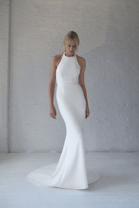 Sleek Wedding Dress, Elegant Wedding Gown, Wedding Dress Low Back, Halter Wedding Dress, High Neck Wedding Dress, Neck Wedding Dress, Pnina Tornai, White Wedding Dress, Country Wedding Dresses