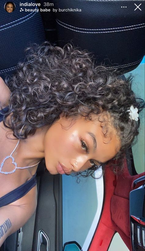 India Love, Pretty Females, Hair And Beauty, Baddie Hairstyles, Pretty Hair, Pretty Selfies, Black Girls Hairstyles, Instagram Foto, Pretty Face