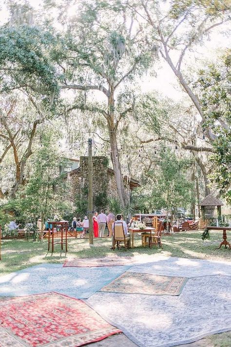 Outdoor Wedding Rug Dance Floor, Open Air Dance Floor Wedding, Carpet Wedding Dance Floor, Garden Wedding Dance Floor Ideas, Wedding Dance Floor Rental, Rugs For Dance Floor Wedding, Rugs Wedding Dance Floor, Rugs As Dance Floor Wedding, Vintage Wedding Dance Floor