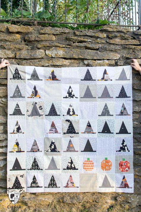 The Halloween Haberdashery Quilt; a fun Halloween sewing and quilting project featuring rows of Witch's Hat quilt blocks. Witch Hat Quilt, Pumpkin Song, Halloween Quilt Patterns, Halloween Sewing Projects, Fall Quilt, Halloween Quilt, Snowman Quilt, Polka Dot Chair, Halloween Sewing