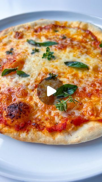 Homemade Flatbread Pizza Dough, Homemade Flatbread Pizza, Pizza Recipe Video, Pizza Oven Recipes, Pizza Dough Recipe Easy, Pizza At Home, Easy Homemade Pizza, Eggless Recipes, Pizza Recipes Easy