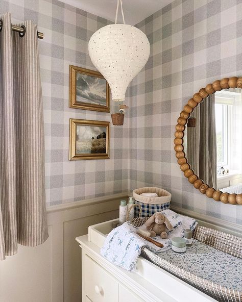 A baby boy nursery room with grey and white gingham wallpaper, a hot air balloon, and vintage touches Vintage Nursery Boy, Baby Boy Nursery Ideas, Boy Nursery Ideas, Boy Nurseries, Boy Nursery Themes, Hot Air Balloon Nursery, Nursery Rooms, Boy’s Room, Nursery Room Design