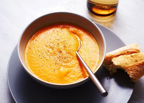 Puree Soup Recipes, Soup Puree, Cream Of Vegetable Soup, Puree Recipes, White Bean Soup Recipes, Carrot Soup Recipes, Pureed Soup, Winter Comfort Food, Savory Soups