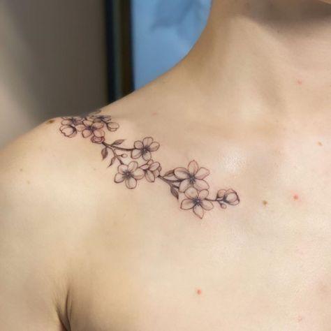 Cherry Blossom Collar Bone Tattoo, Daisy Tattoo On Wrist, Tiny Daisy Tattoo, Flower Tattoo Placement, Orchid Flower Tattoos, Clavicle Tattoo, Doctor Tattoo, Tattoo On Wrist, Tattoo On Shoulder