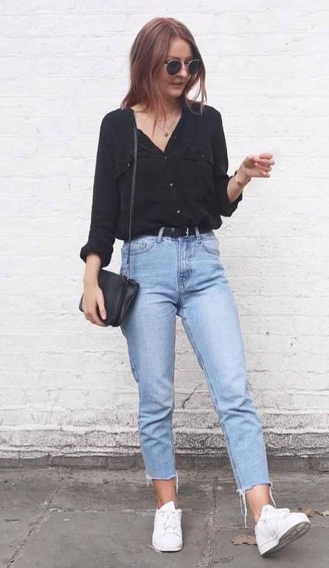 Black Outfit Grunge, Mama Jeans, Damen Outfit, Casual Chic Outfits, Office Outfits Women, Outfit Jeans, Looks Black, Casual Chic Outfit, Looks Chic