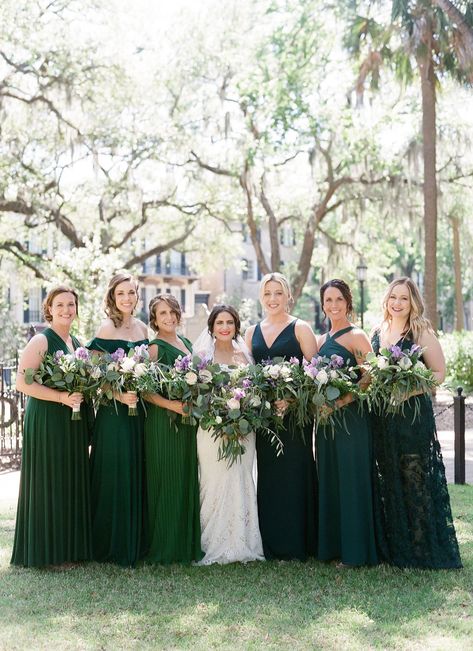 Emerald bridesmaids dresses with lavender and ivory flowers - Savannah wedding inspiration. Photography by Josh Morehouse #savannahwedding #emeraldandlavenderwedding #emeraldbridesmaidsdresses #lavenderandivoryflowers #savannahweddings #savannahstationwedding Forest Green Lavender Wedding, Dark Teal And Lavender Wedding, Emerald Green And Purple Bridesmaid Dresses, Green And Purple Wedding Theme Bridesmaid Dresses, Emerald Lilac Wedding, Green Dress Purple Flowers, Emerald Green And Light Purple Wedding, Deep Green And Purple Wedding, Dark Green Light Purple Wedding