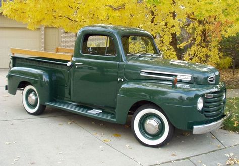 1948 F1 1948 Ford Pickup, Best Pickup Truck, Vintage Pickup, Vintage Pickup Trucks, Toyota Tacoma Trd, Classic Ford Trucks, Old Pickup, Jeep Pickup, Old Pickup Trucks