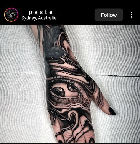 Hand Eye Tattoo, Dark Tattoo Ideas, Tatuaje Trash Polka, Gotik Tattoo, Jagua Henna, Blackout Tattoo, Wicked Tattoos, Scary Tattoos, Creepy Tattoos