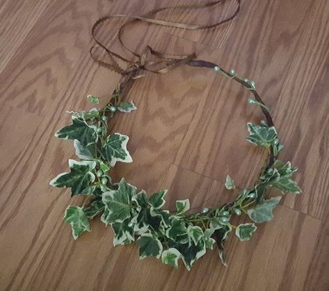 Ivy Hair Piece, Ivy Flower Crown, Ivy Headpiece, Forest Headpiece, Eras Fits, Concert Costumes, Fairy Birthday Themes, Enchanted Forest Wedding Theme, Wildflower Crown