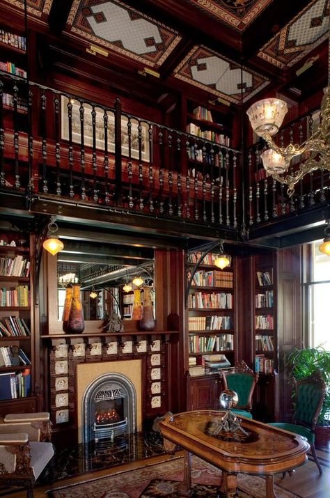 Embedded image Victorian Homes Interior, Old Victorian Homes Interior, Victorian Architecture Interior, Victorian Library, Old Victorian Homes, Victorian Home Interior, Victorian Interior, Dream Library, Beautiful Library