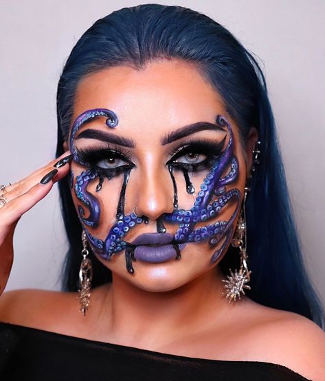 Beautiful Halloween Makeup, Makeup Lights, Holloween Makeup, Pro Makeup Artist, Natural Makeup For Brown Eyes, Drag Make-up, Best Costume, Beautiful Halloween, Halloween Makeup Ideas