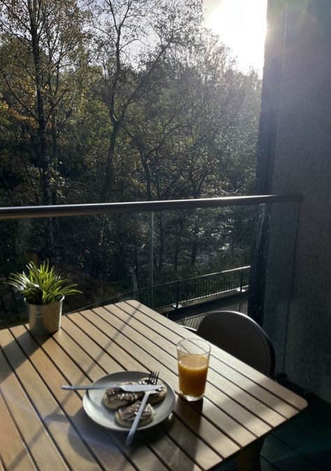 Balcony Breakfast Aesthetic, Breakfast On Balcony, Breakfast On The Balcony, Breakfast Outside Aesthetic, Morning Balcony Aesthetic, Summer Balcony Aesthetic, Breakfast Balcony, Balcony Breakfast, Aesthetic Pastry