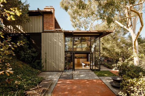 For Sale: The Wirick House, Calvin Straub FAIA (1958) — MODERN CALIFORNIA HOUSE New Orleans Mansion, Rocco Forte Hotels, Florida Mansion, Post And Beam Home, California Architecture, Modernist Architects, Destin Hotels, California House, Spa Style