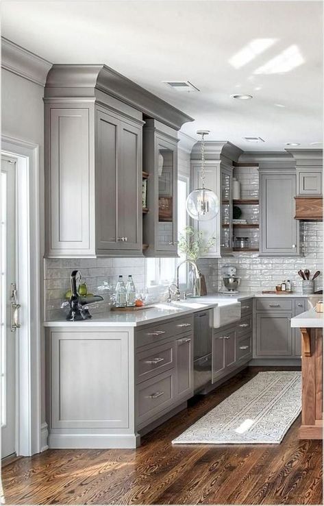 Dapur Rustic, Model Dapur, Farmhouse Kitchen Backsplash, Kitchen Ikea, Vintage Decorating, Refacing Kitchen Cabinets, Kabinet Dapur, Kitchen Backsplash Designs, Gray Cabinets