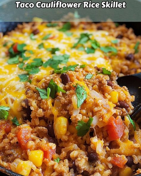 Recipes Eaters Taco Cauliflower Rice, Ground Beef Spinach, Cauliflower Rice Skillet, Beef And Rice Casserole, Spinach Casserole Recipes, Tomatoes And Cheese, Ground Beef Rice, Spinach Casserole, Rice Skillet