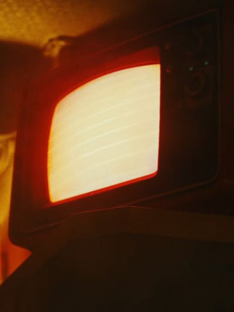 Fuzzy TV screen from Cö shu Nie “red strand” Music Video. | red aesthetic grunge | tv aesthetic grunge | co shu nie #CöshuNie Tv Red Aesthetic, Dial Up Internet Aesthetic, Tv Aesthetic Grunge, 80s Outcast Aesthetic, Rez Aesthetic, Red Film Aesthetic, Heatwave Aesthetic, Crt Aesthetic, My Dear Melancholy Aesthetic