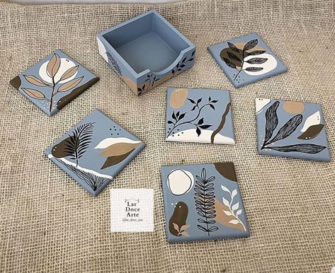 Mdf Coasters Painting, Coster Painting Diy, Wood Box Painting, Boho Art Painting, Coaster Crafts, Coaster Art, Art Birthday Party, Decoupage Furniture, Pottery Painting Designs