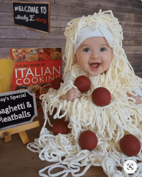 35 Adorable DIY Baby Halloween Costumes - Just Simply Mom Meatball Costume, Diy Baby Halloween Costumes, Baby Kostüm, Halloween Costumes For 3, 웃긴 사진, Family Halloween Costumes, Baby Diy