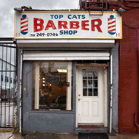 Vintage Barber Shop Aesthetic, Tiny Barber Shop, Barber Shop Aesthetic, Barber Shop Vintage, Barber Tips, Barber Sign, Barber Shop Haircuts, Barber Shop Sign, Only Connect