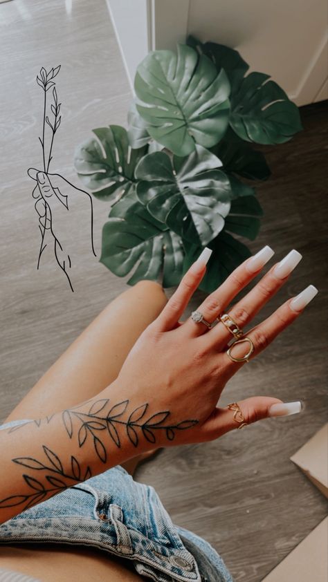 Ivy Finger Tattoos For Women, Leaves Tattoo Hand, Maiden Name Tattoo Placement, Sleeve Fillers For Women Tattoo Ideas, Hand Leaf Tattoo, Palm Size Tattoos Ideas For Women, Arm Tattoo Leaves, Leaf Hand Tattoo, Vine Hand Tattoo