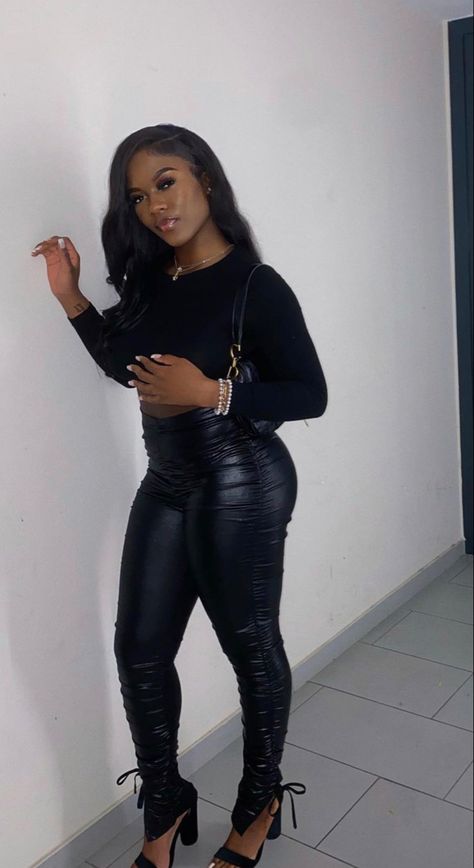 Black Women Leather Pants Outfit, Leather Jeans Outfit Black Women, Outfits With Cognac Boots, Black Leather Shorts Outfit Black Women, Leather Pants Outfit Club, Cute All Black Outfits Black Women, Leather Pants With Heels, All Black Outfits Black Women, Black Leather Pants Outfit Night