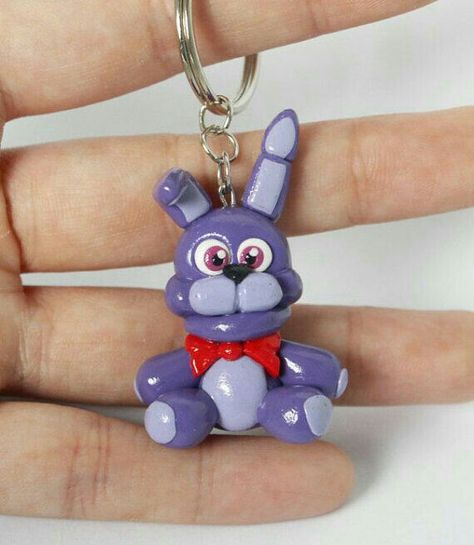 Fnaf Keychains, Kawaii Fnaf, Bonnie Plush, Fnaf Plushies, Fnaf Party, Fnaf Crafts, Crea Fimo, Kawaii Charms, Skate 3