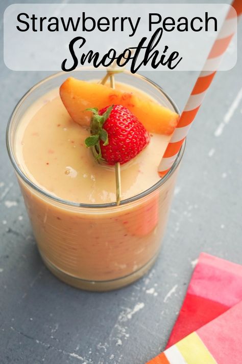 Strawberries And Peaches, Strawberry Peach Smoothie, Drink Breakfast, Peach Smoothie Recipes, Cooking Curry, Peach Smoothie, Fruit Smoothie Recipes Healthy, Smoothie Recipes Healthy Breakfast, Summer Smoothies