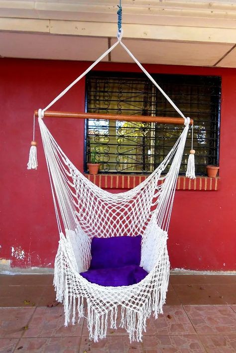 Macrame Hammock Chair Pattern, Macrame Hammock Pattern, Diy Hammock Chair, Beach Chairs Diy, Diy Hanging Chair, Chair Macrame, Macrame Hammock Chair, Hammock Chairs, Outdoor Hammock Chair